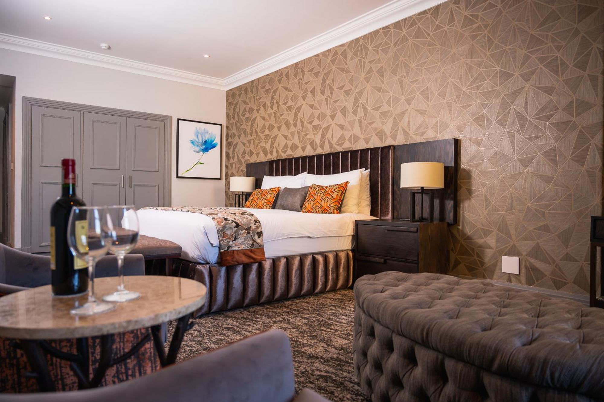 Golden Horse Hotel Pietermaritzburg Esterno foto